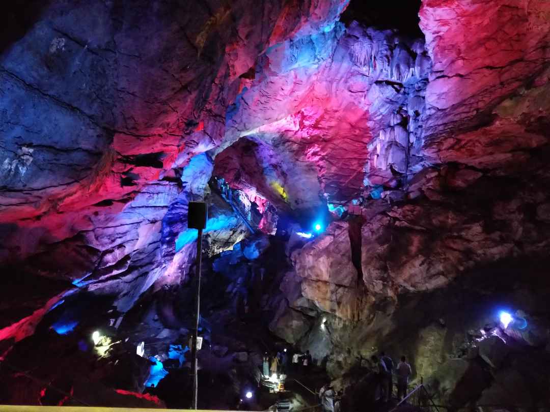 Borra caves
